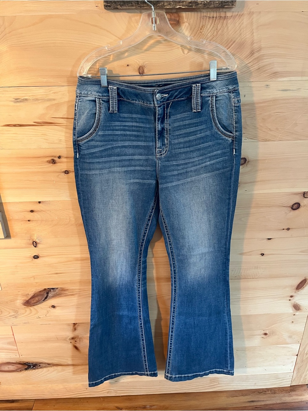 Miss Me High-Rise Flare Jeans Size 31 Women’s